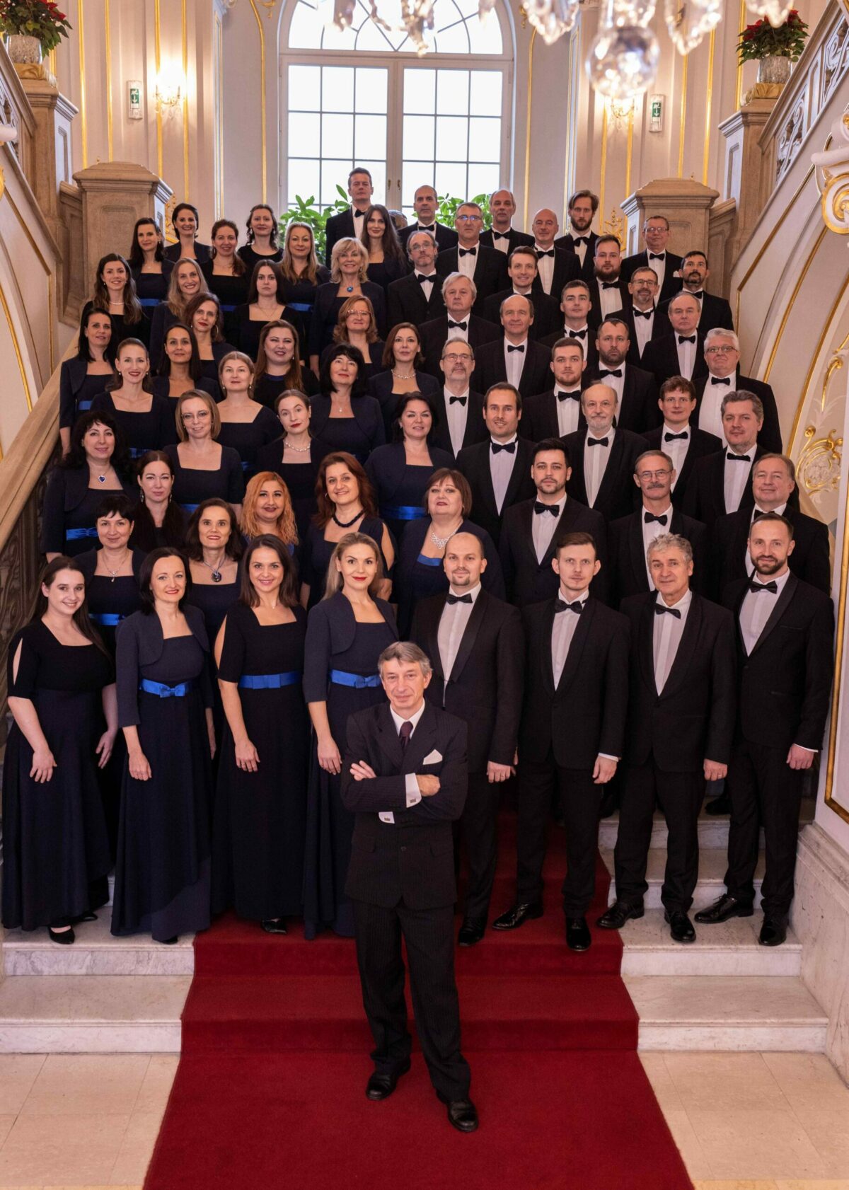 Slovensky filharmonicky zbor a zbormajster jan rozehnal foto peter brenkus 1.jpg