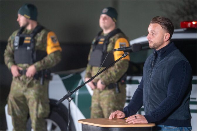 Matúš Šutaj Eštok, žandári