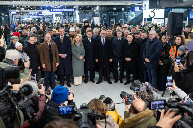 Varsava zapad_titulna.jpg