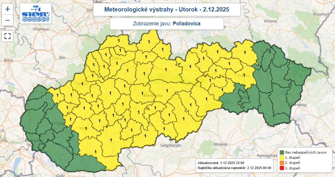 Výstraha prvého stupňa pred poľadovicou bola vydaná pre 50 okresov Slovenska.
