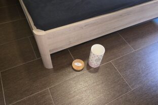 dávajú soľ pod posteľ