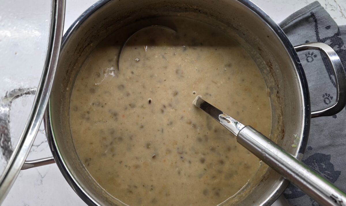 Kyslá šošovicová polievka