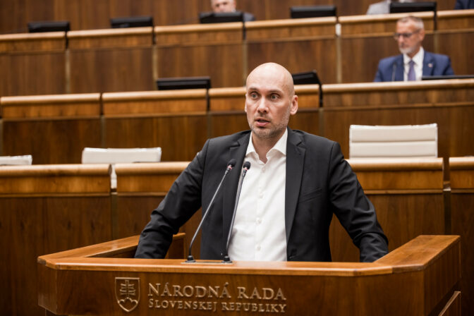 NR SR: Rokovanie 35. schôdze