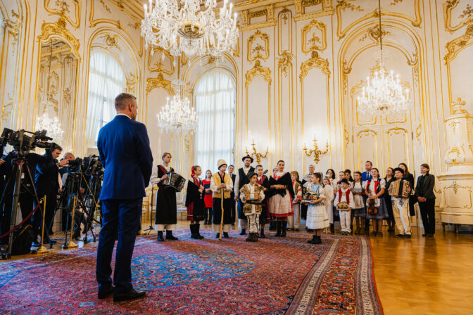 PREZIDENT: Prijal koledníkov Dobrej noviny