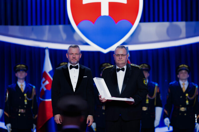 PREZIDENT: Udeľovanie štátnych vyznamenaní