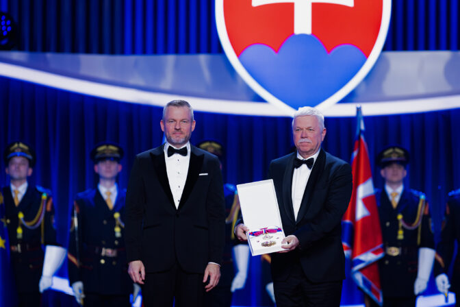 PREZIDENT: Udeľovanie štátnych vyznamenaní