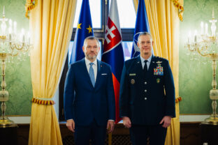 PREZIDENT: Prijal veliteľa spojeneckých síl v Európe