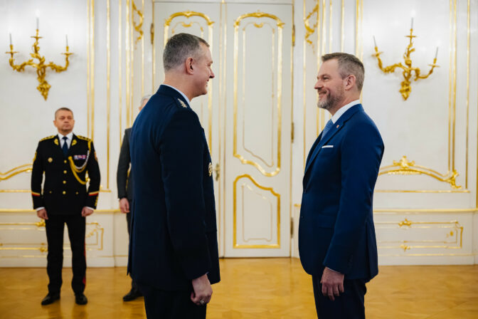 PREZIDENT: Prijal veliteľa spojeneckých síl v Európe