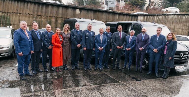 MZ SR: Špeciálne vozidlá na prevoz pacientov