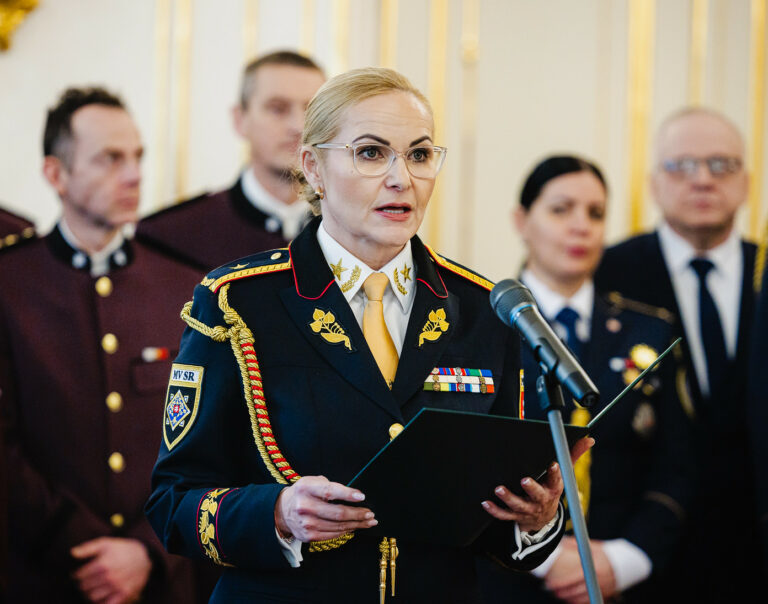 PREZIDENT: Prijatie členov záchranných zborov