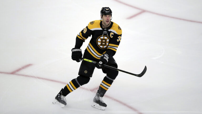 Chara Retires Hockey