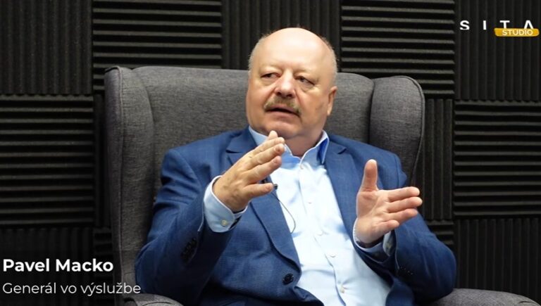 Generál vo výslužbe Pavol Macko v podcaste Okno do sveta.