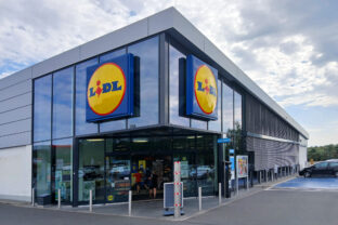 LIDL supermarket logo sign.