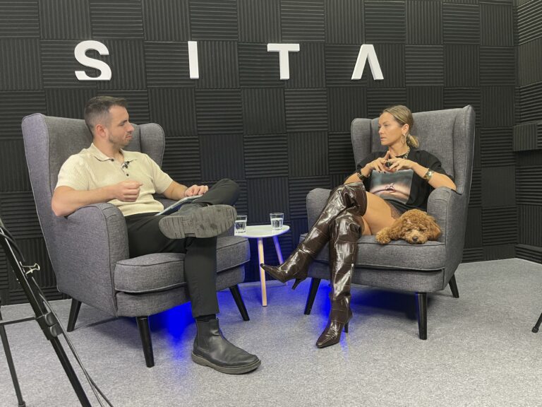 Matej Martinček a Dominika Rošková v štúdiu SITA