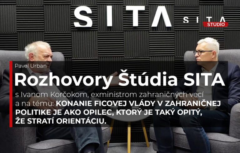 Ivan Korčok počas rozhovoru s Pavelom Urbanom počas nahrávania novej epizódy video podcastu Rozhovory Štúdia SITA.
