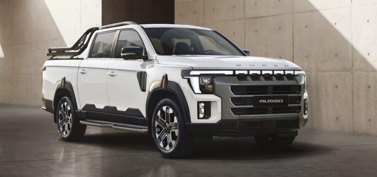 Kgm musso q300_03.jpg