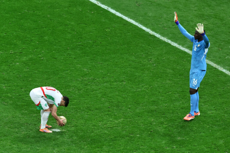 Édouard Mendy a Brahim Díaz