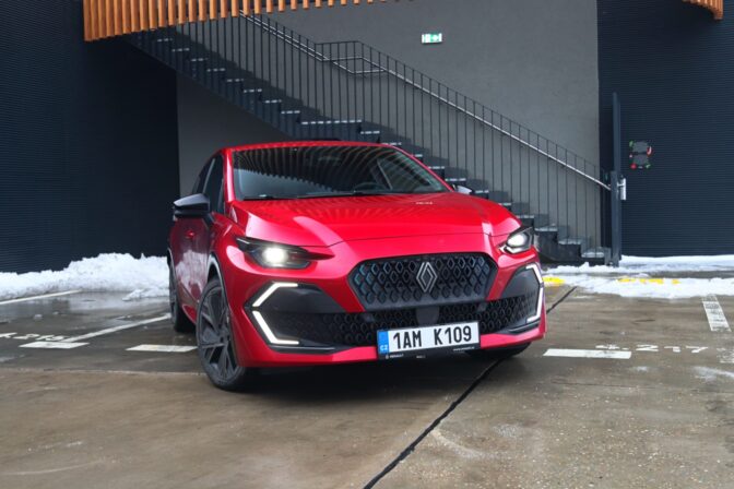 Novy renault clio_jazda_06.jpg