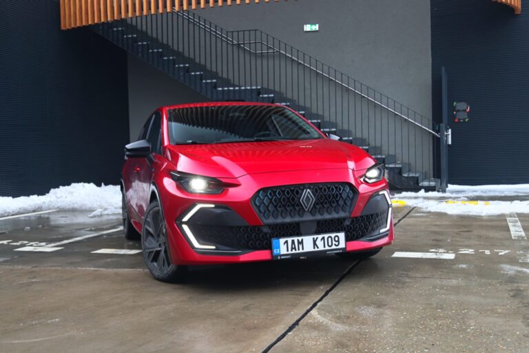 Novy renault clio_jazda_06.jpg