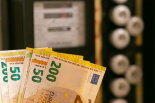 peniaze za elektrinu