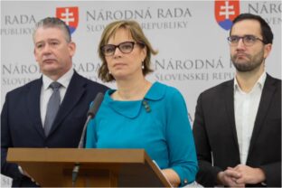 Roman Mikulec, Veronika Remišová, Július Jakab