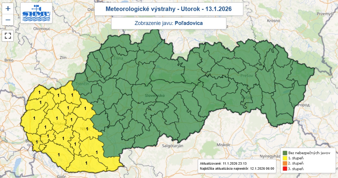 V utorok ráno a predpoludním v 18 okresoch západného Slovenska hrozí poľadovica.