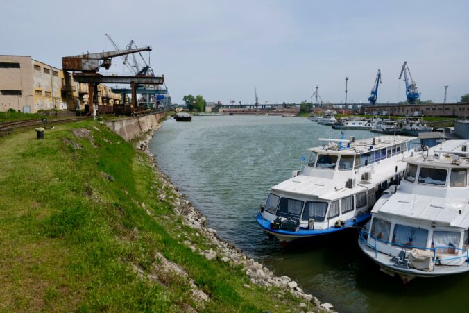 Zimný prístav v Bratislave