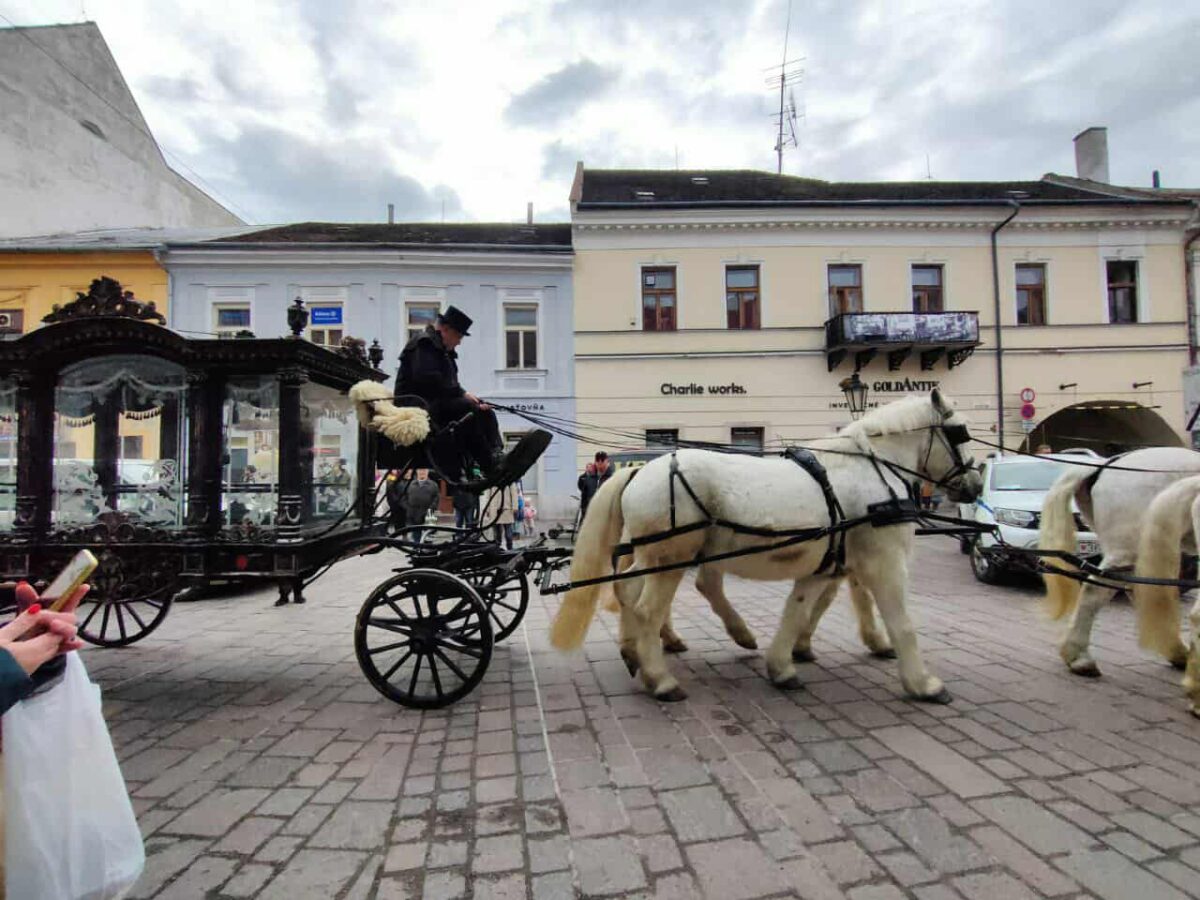 Pohreb rómskeho kráľa botoša