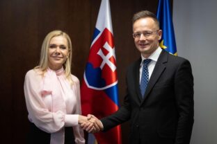 Szijjártó Peter a Denisa Saková