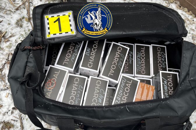 Polícia, anaboliká