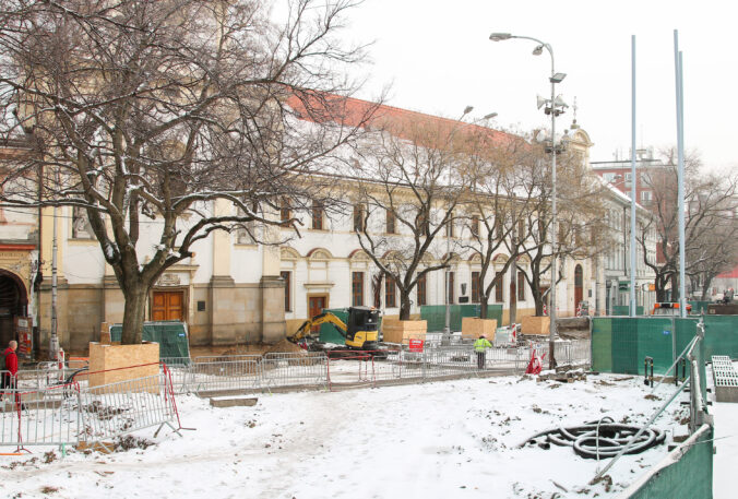 Rekonštrukcia námestia SNP