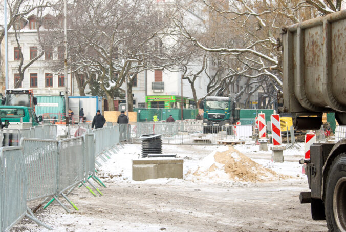 Rekonštrukcia námestia SNP