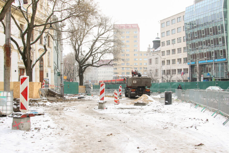 Rekonštrukcia námestia SNP