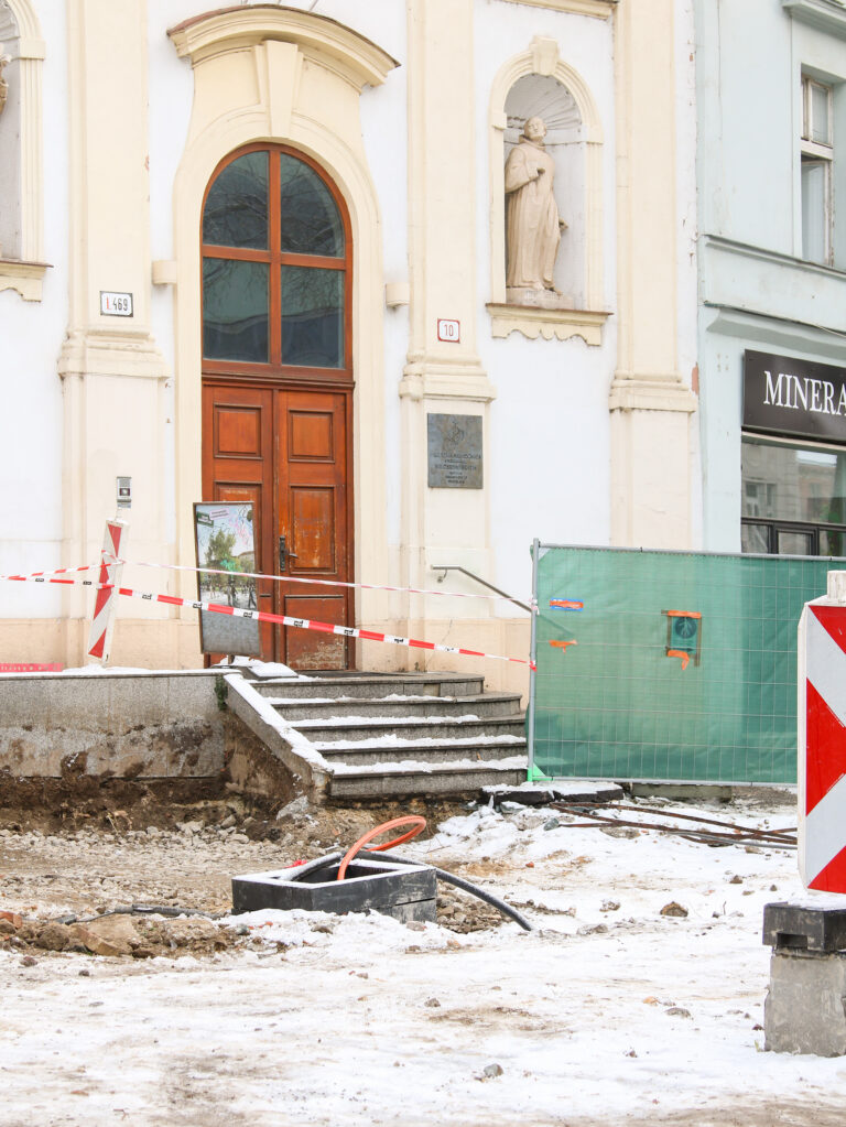 Rekonštrukcia námestia SNP