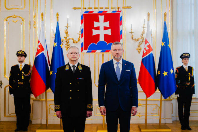 PREZIDENT: Prijal nových veľvyslancov