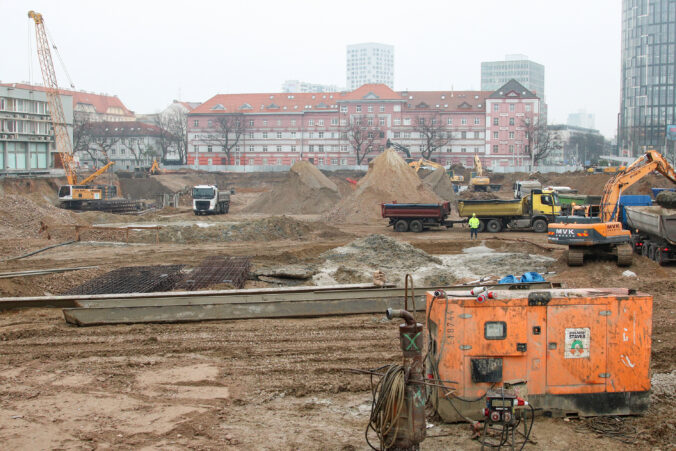 Istropolis, Trnavské mýto