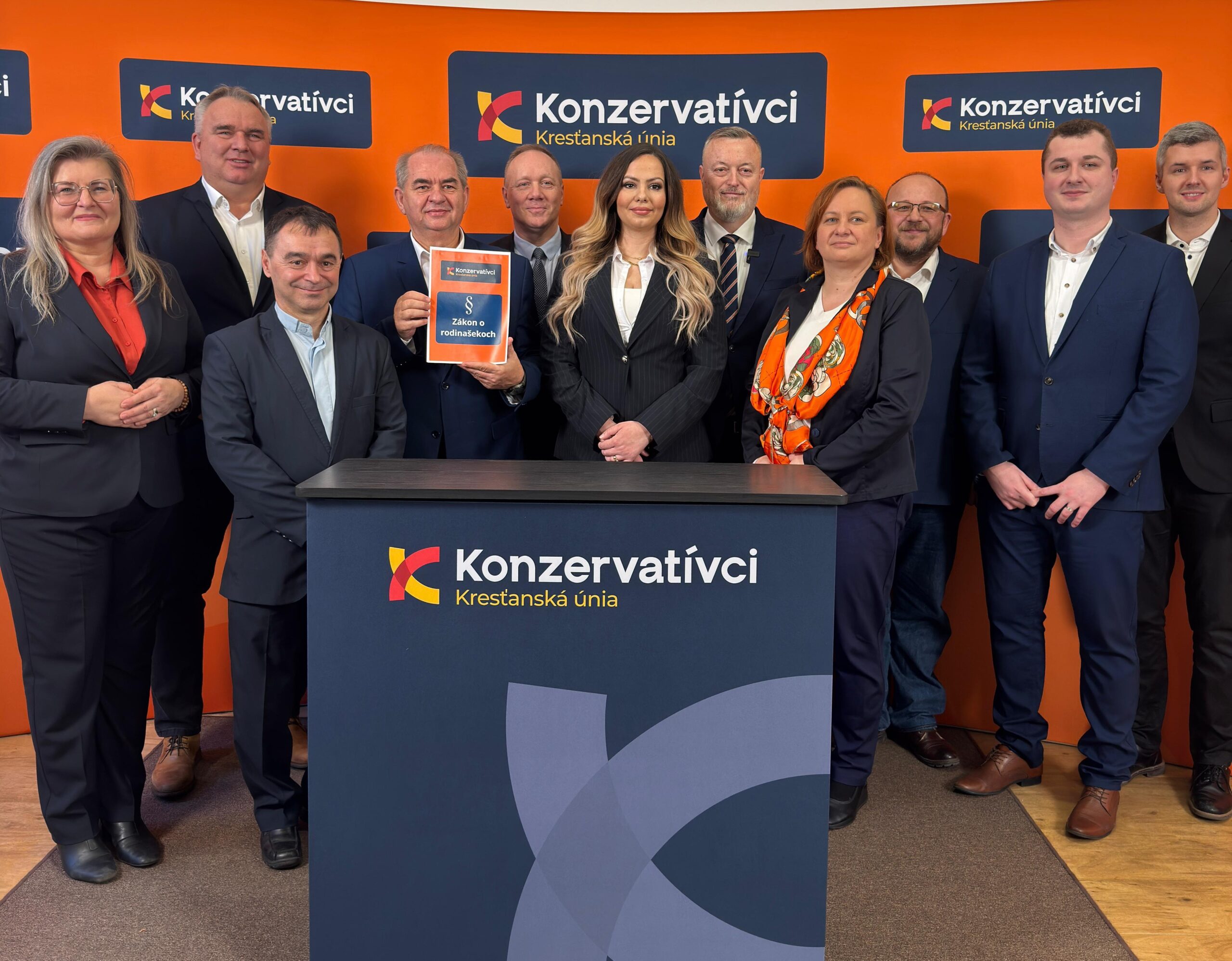 KONZERVATÍVCI: Nový názov, energetika a zbrojárstvo