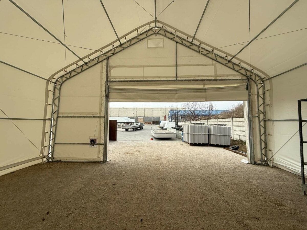 Atypicka uprava haly 2.jpg