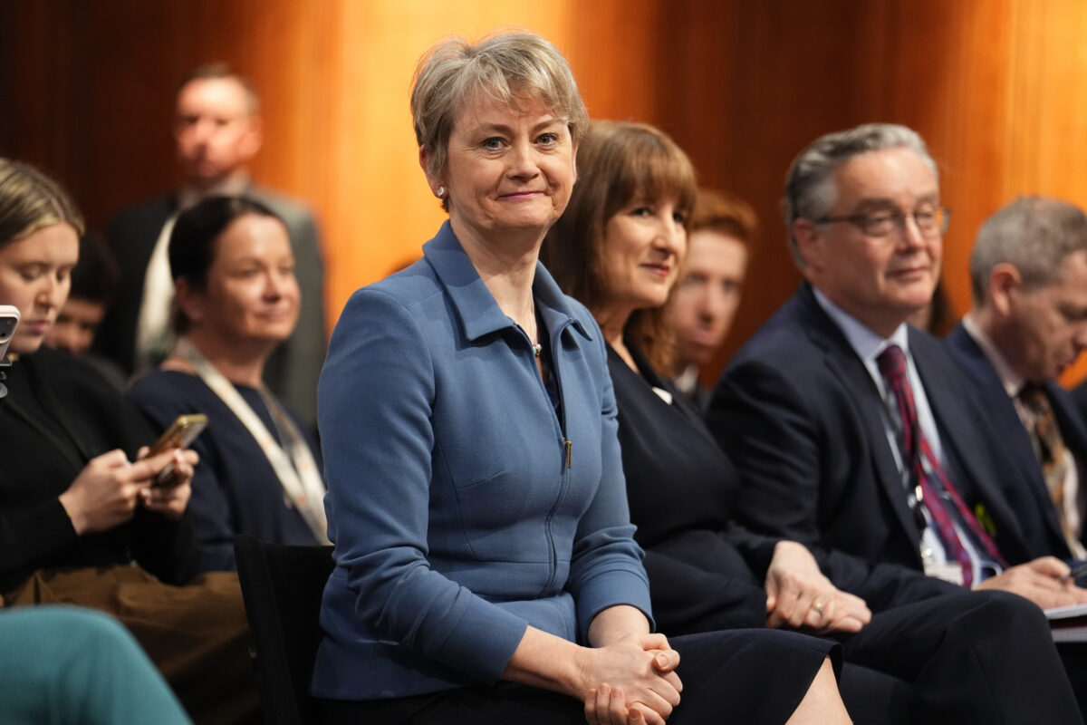Brit&aacute;nia uvalila sankcie na predstaviteľov ir&aacute;nskeho režimu za n&aacute;silie voči demon&scaron;trantom. Na zozname je aj minister vn&uacute;tra - SITA.sk