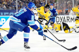 Bruins Lightning Hockey