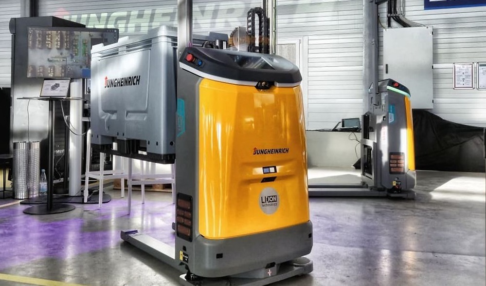 Nová generácia automatizovaných elektrických robotov EAC 212a 