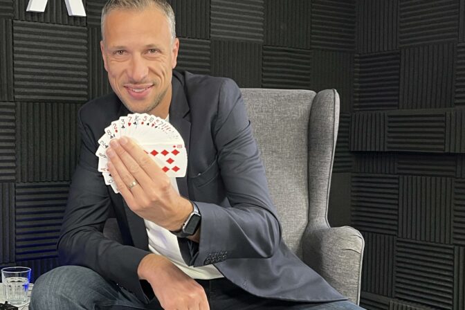 Kúzelník Peter Šesták