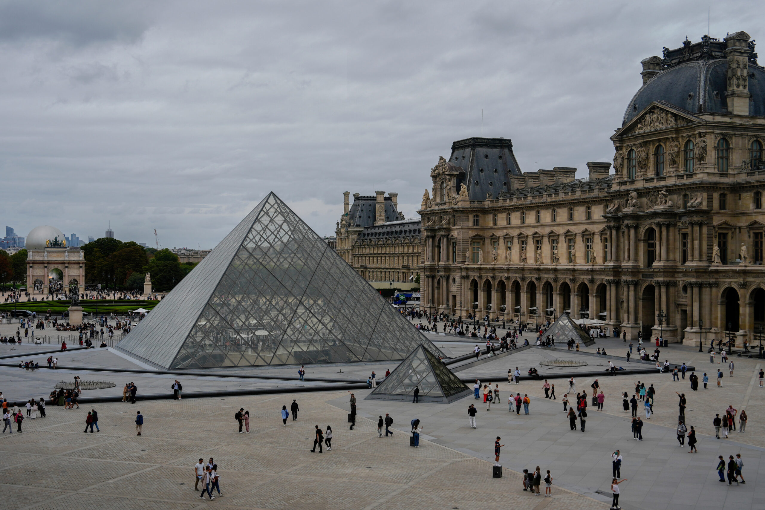 Múzeum Louvre v Paríži