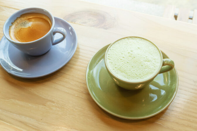Káva, zelený čaj, matcha
