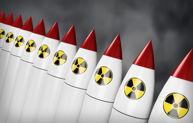 Jadrové zbrane Nuclear missiles atomic bomb usa russia