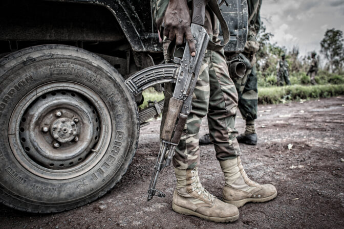 Mining in Congo: escort a convoy of Coltan mineral.