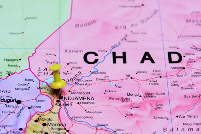 čad, chad, Ndjamena pinned on a map of Africa