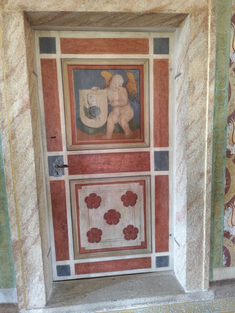 Pôvodné dvere zo 16. storočia.