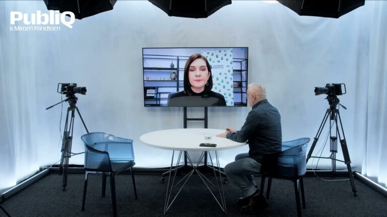 Júlia Zelenková (Zastavme korupciu) v rozhovore s Mirom Frindtom