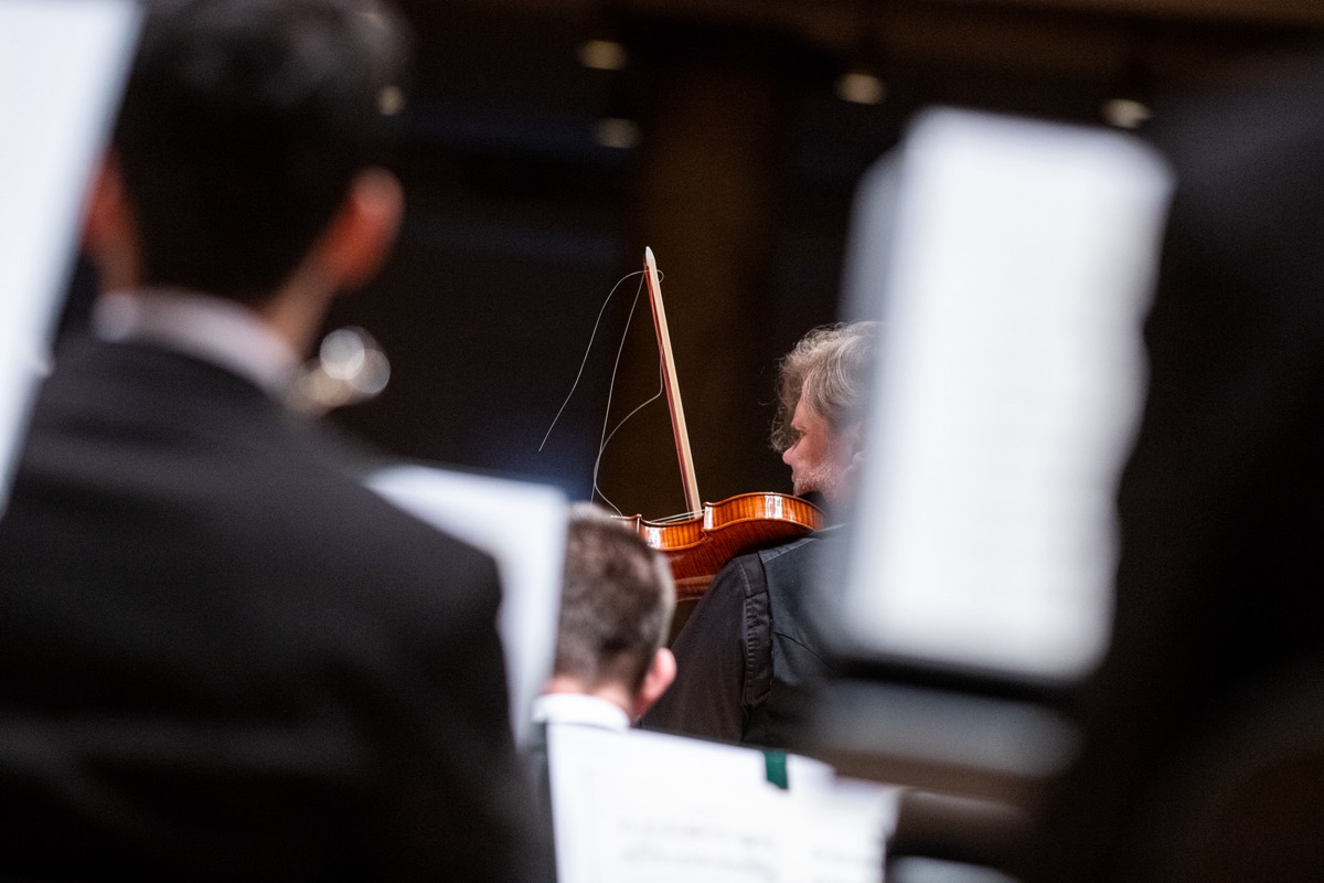 Milan pala v statnej filharmonii kosice_foto david hanko_.jpg